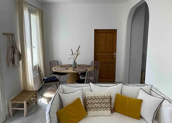 Casa vacanze La Petite Bleue, 300 M De La Agon-Coutainville