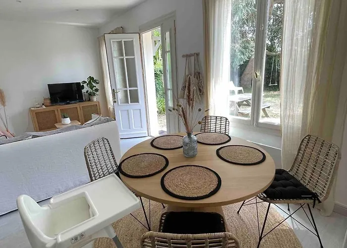 Casa vacanze La Petite Bleue, 300 M De La